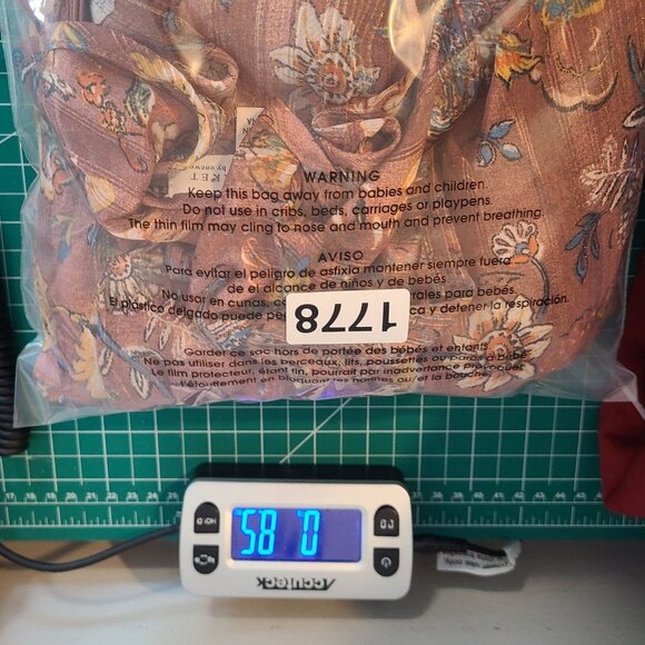 Farmers Market Floral Peasant Top Boho NWT NEVER WORN - Picture 10 of 10